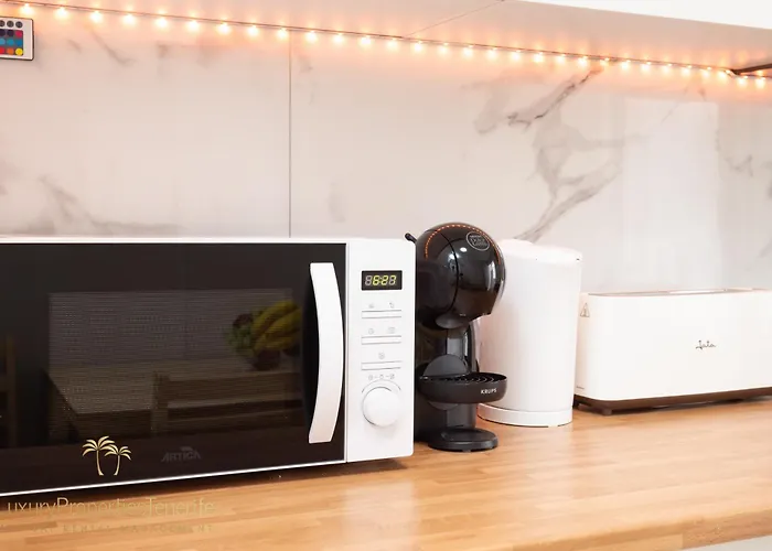 Апартаменти Iris Адехе